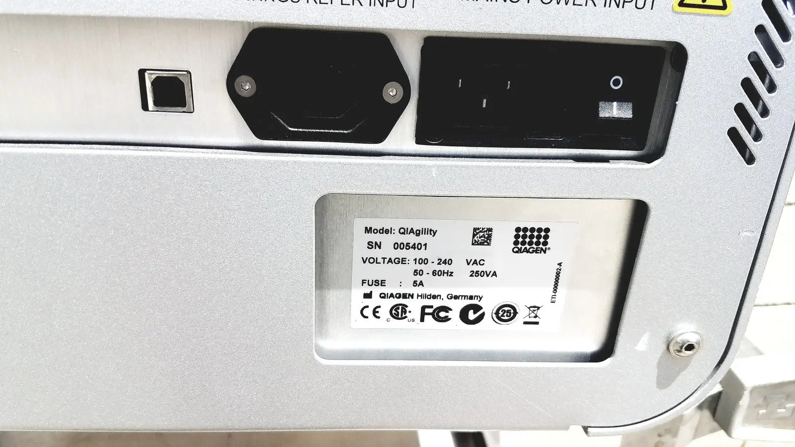 QIAGEN QIAgility Real-Time Automated PCR System – For Parts/Repair Automated PCR System, as-is (for parts) product photo 4