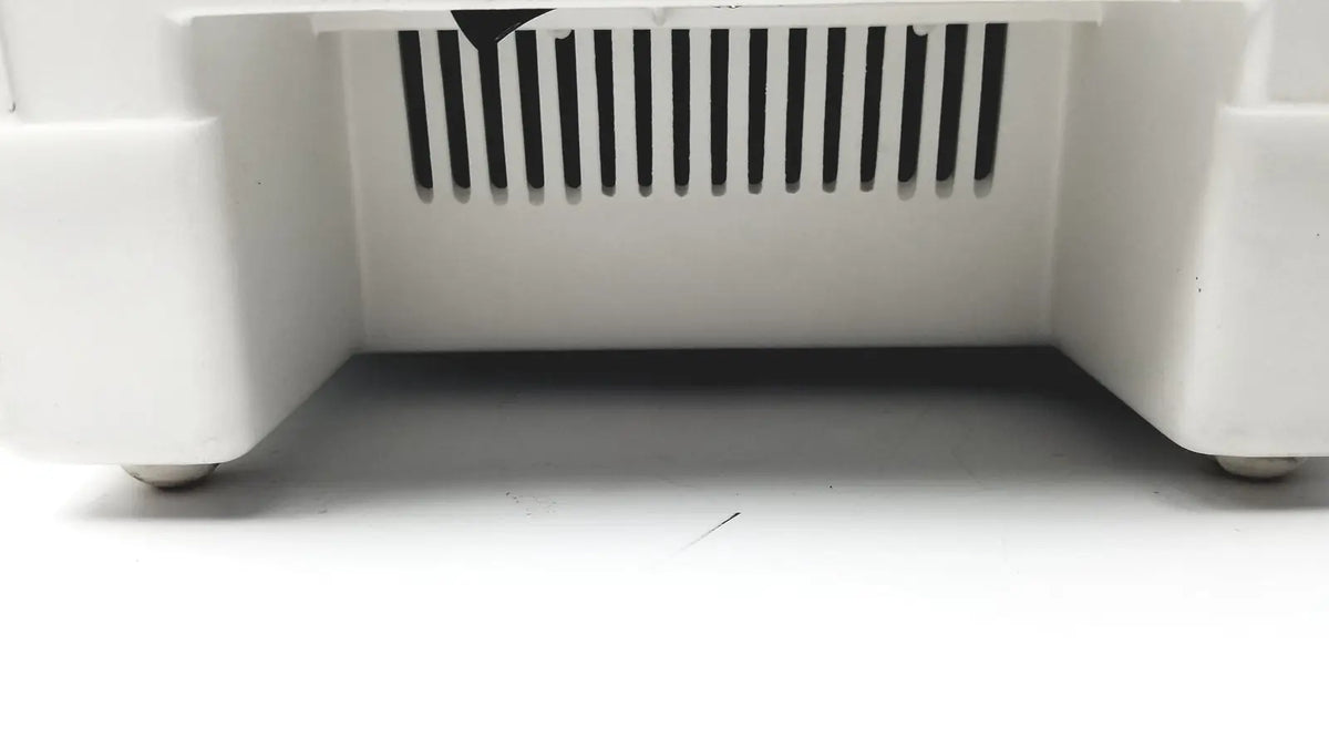 White plastic qsonica c75t ultrasonic cleaner with black vertical slats on front panel for precise cleaning