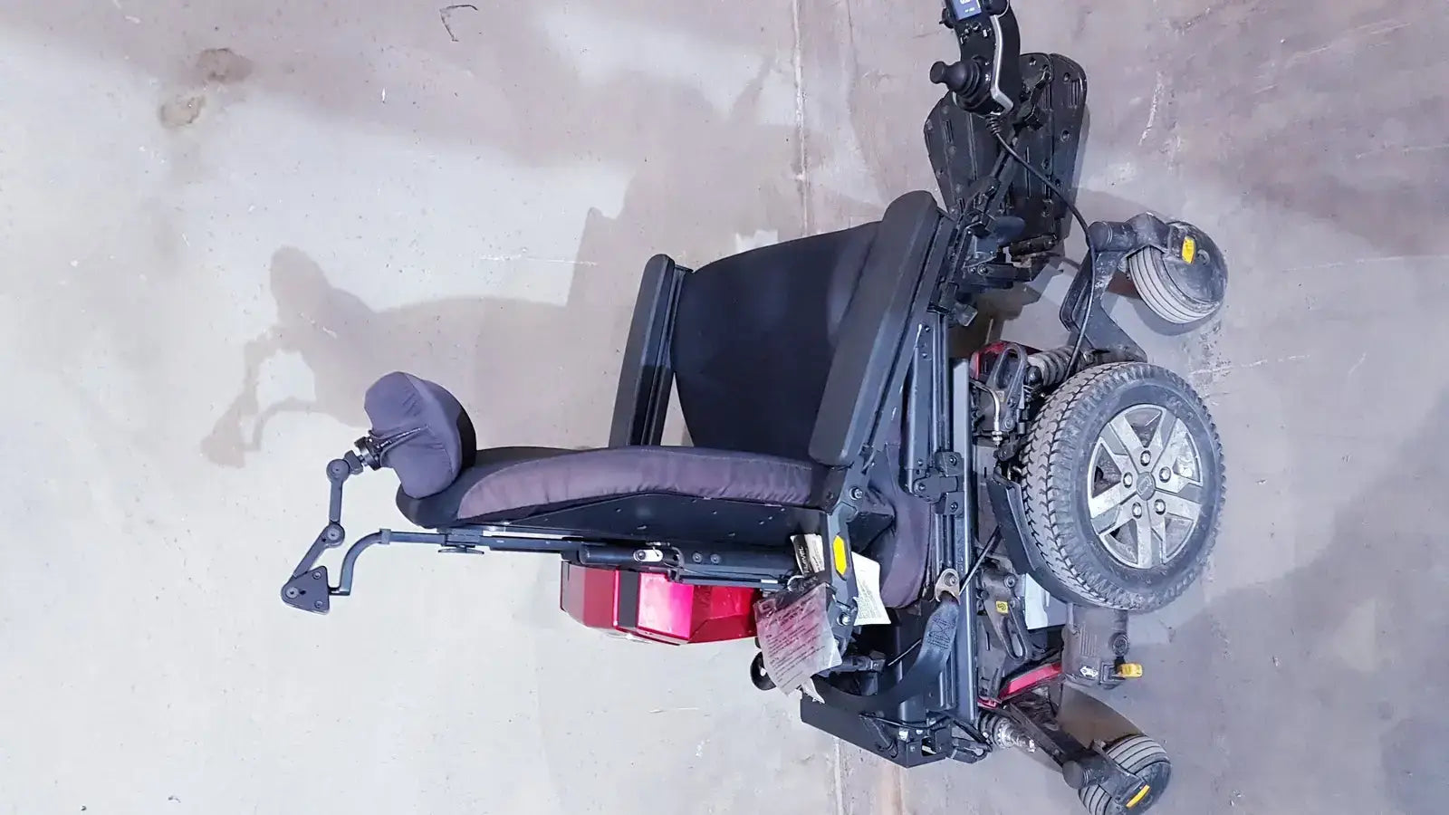 Quantum Q6 Edge 2.0 Power Wheelchair Power Function iLevel Power Wheelchair, as-is (for parts) product photo 9