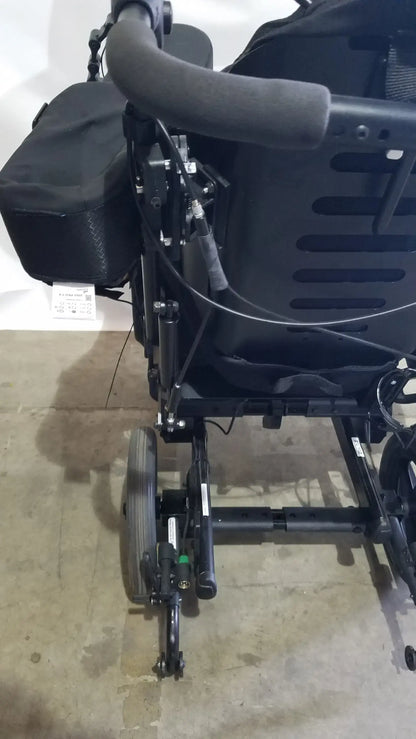 Reuse Medical Equipment Quickie IRIS Tilt Wheelchair w/ Headrest & Comfort Seating Mobility Chair Wheelchairs, second-hand product photo 6