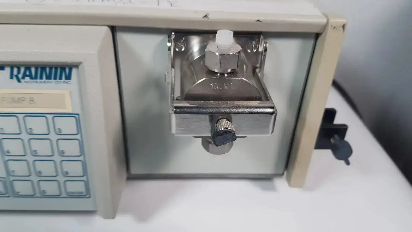 Rainin HPXL Solvent Delivery System HPLC Solvent Delivery System, second-hand product photo 3