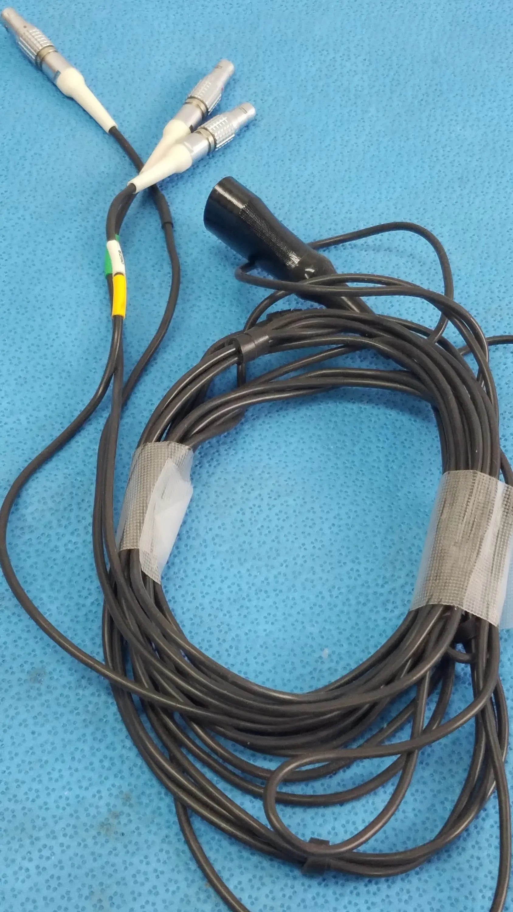 Reuse Medical Equipment Redel Cables Three LEMO Connectors Green Black White Multi-Connector Cable, second-hand product photo 3