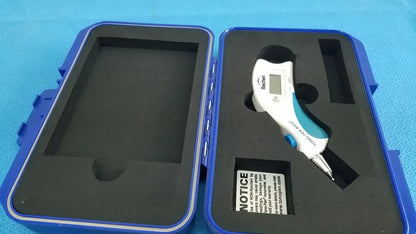 Reichert 230590 Tono Pen AVIA Handheld Tonometer with Case Handheld Tonometer, as-is (for parts) product photo 3