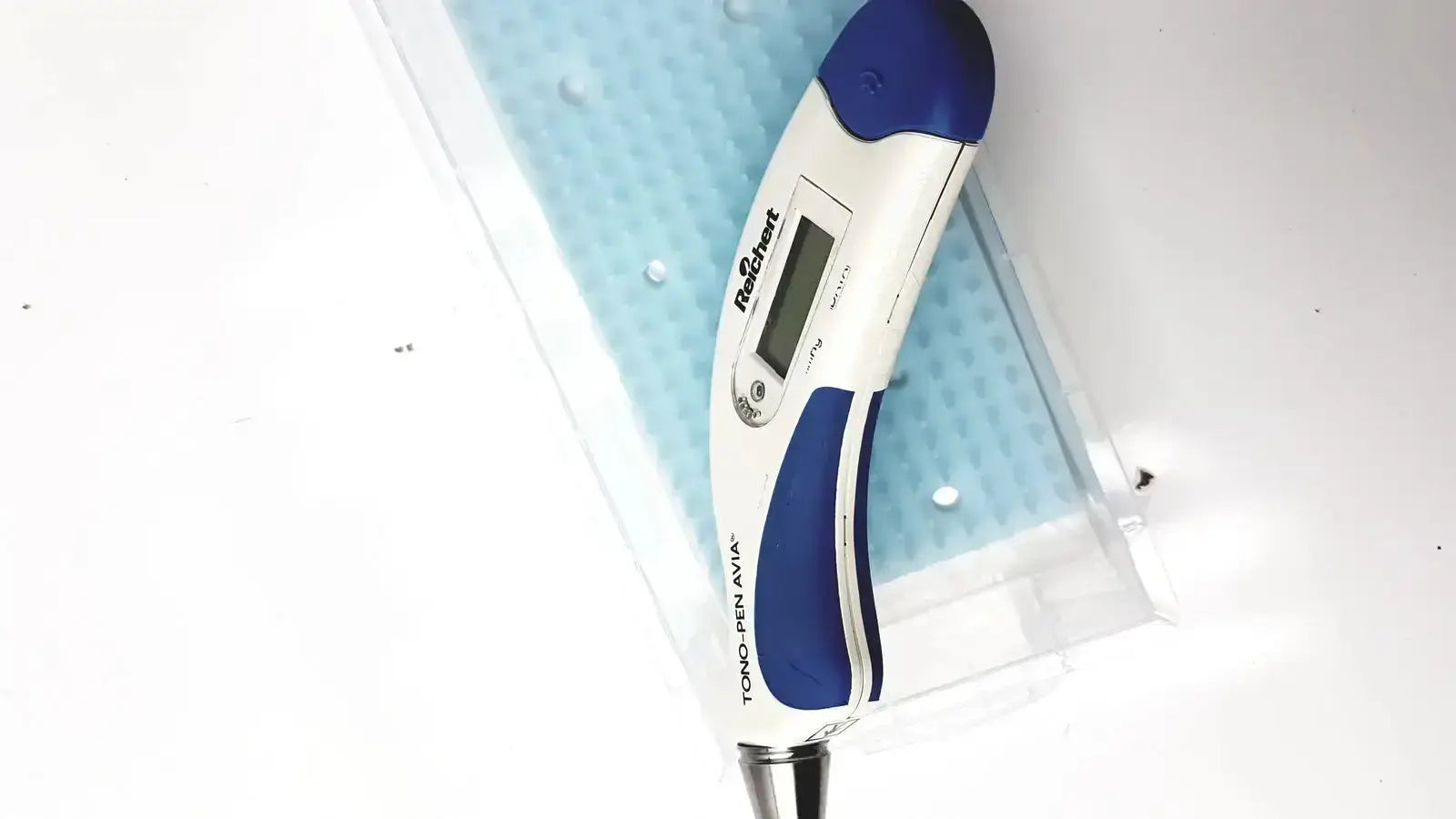 Reichert Avia Tono-Pen Tonometer Tonometer, second-hand product photo 6