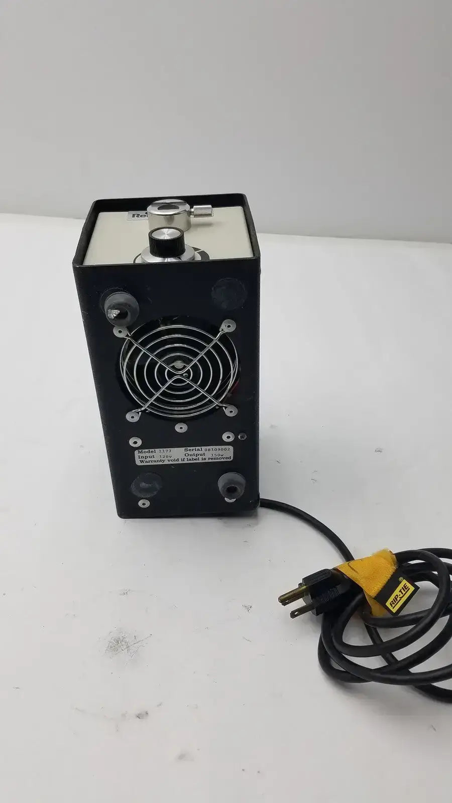 Reichert Scientific 1177 Light Source Laboratory Light Source, second-hand product photo 6