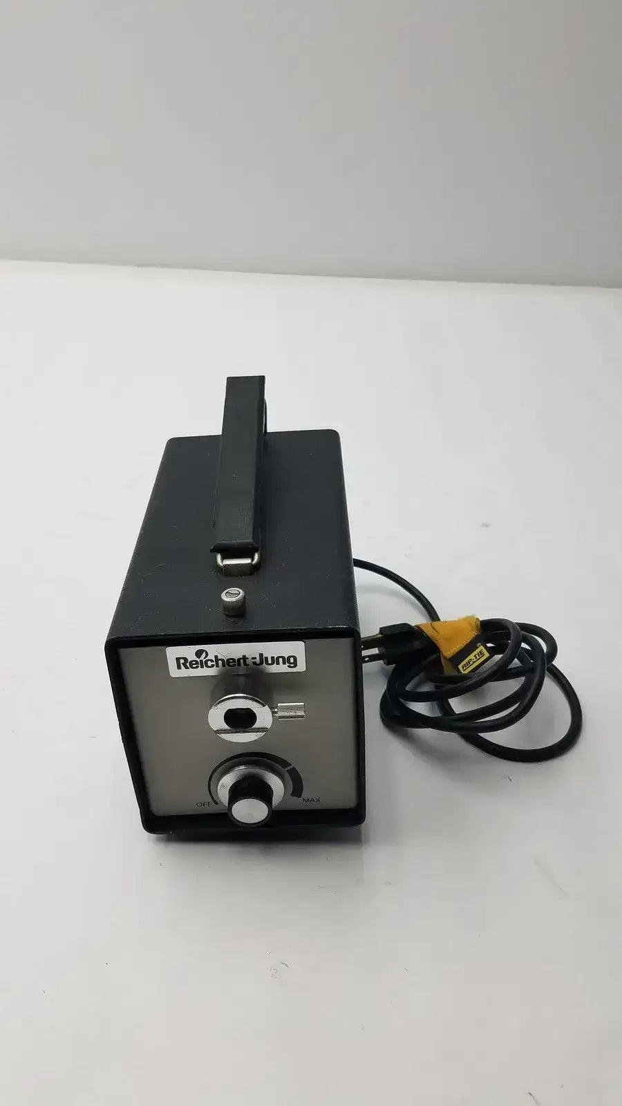 Reichert Scientific 1177 Light Source Laboratory Light Source, second-hand product photo 5
