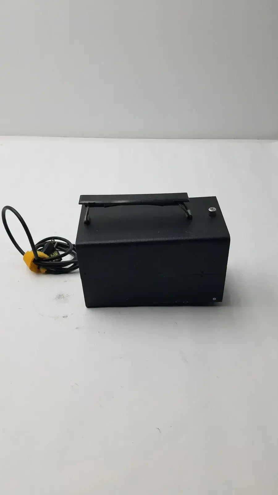 Reichert Scientific 1177 Light Source Laboratory Light Source, second-hand product photo 4