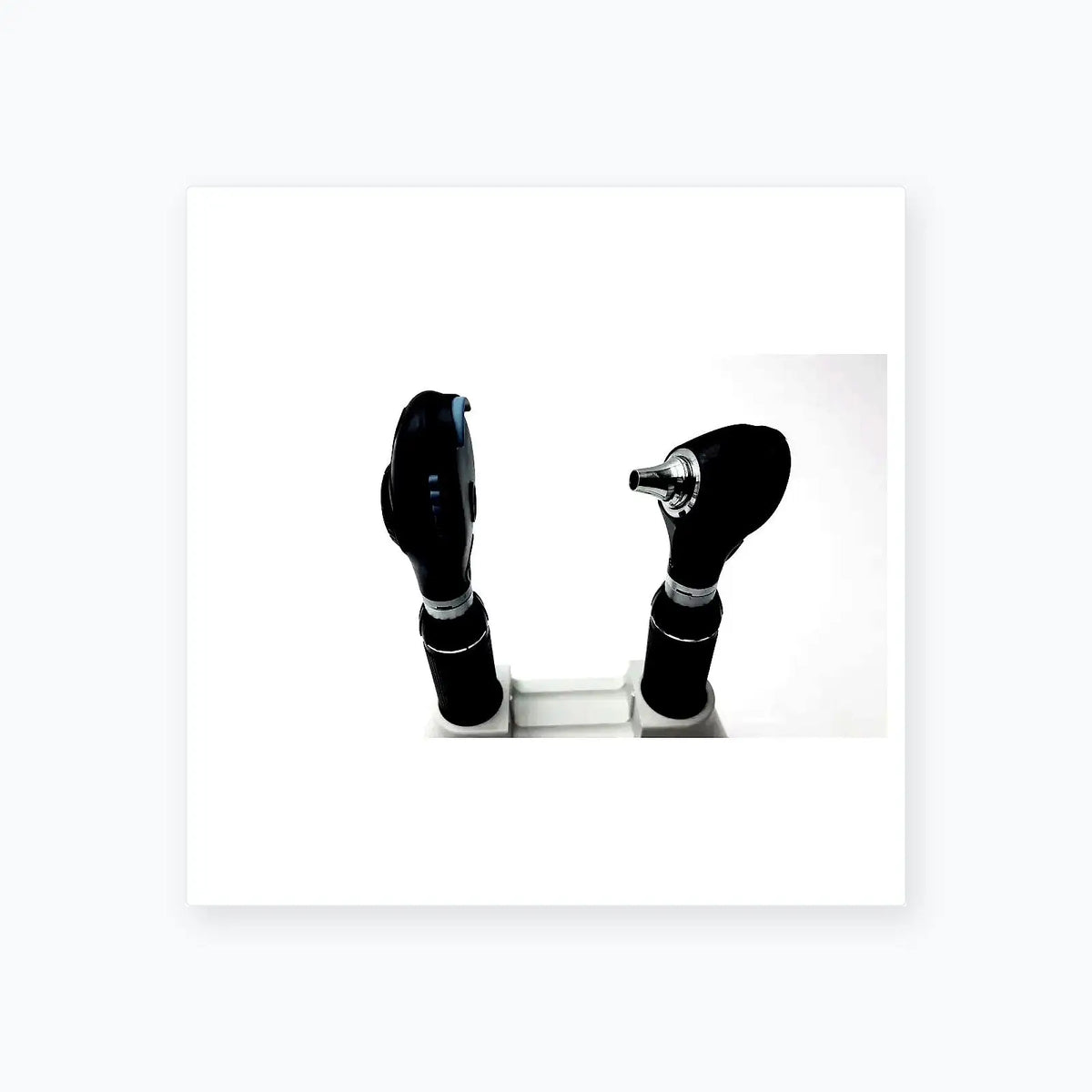 Reister Ophthalmoscope/retinoscope With Double Charger Ophthalmoscope/Retinoscope Set, as-is (for parts) product photo 8