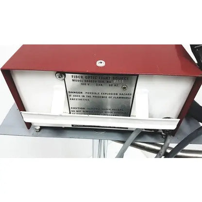 Richard Wolf fiber light projector with red and white fiber light source and metal label model 2453