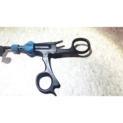 Black and blue surgical instrument with ergonomic handles from richard wolf 8585.024 mini cystoscope tray