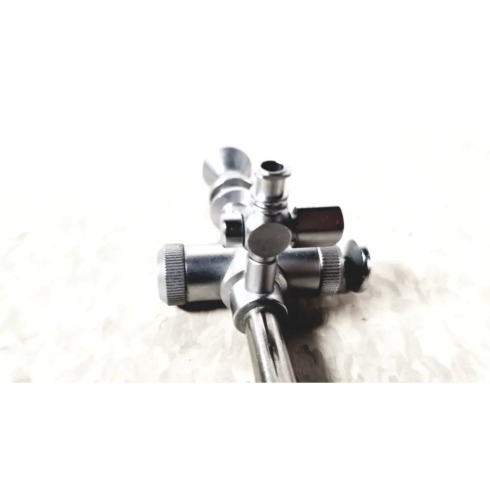 Silver metallic gas regulator with threaded knobs and central valve for richard wolf 7mm endoscope sheath