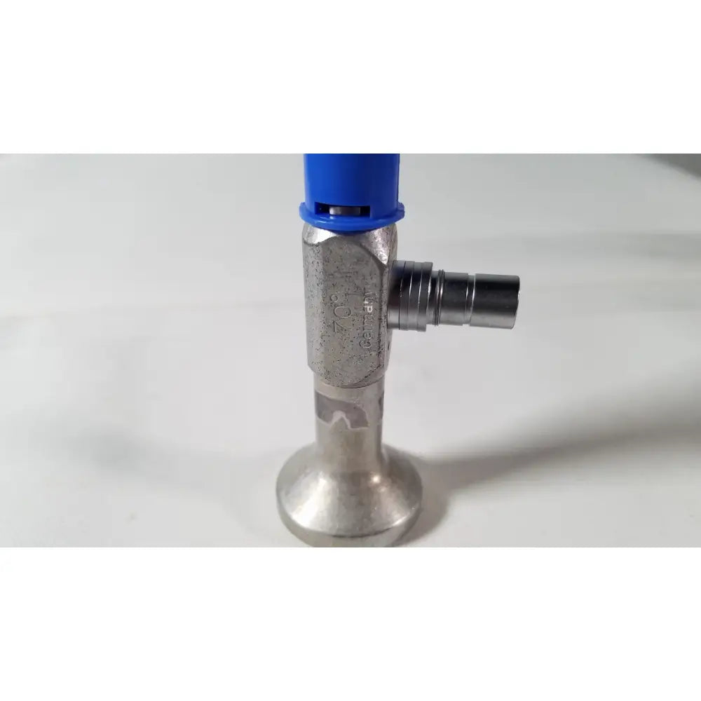 Richards wolf 4.0 mm 70° arthroscope with blue-capped stainless steel gas valve featuring hexagonal body and threaded outlet for reuse medical use