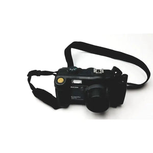 كاميرا رقمية Ricoh Caplio 500SE بدقة 8.0 ميجابكسل وتقريب بصري 3x - غير مجربة