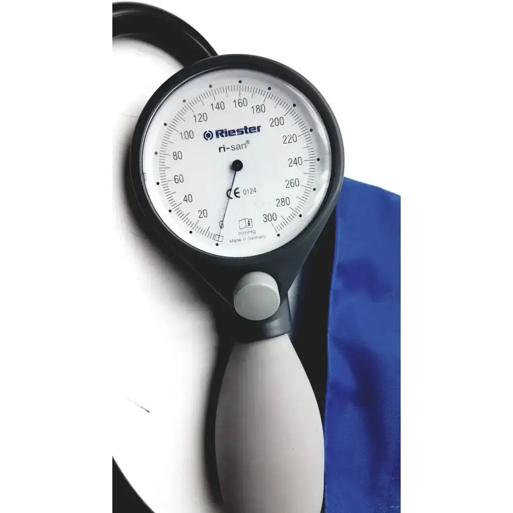 Riester 0124 Sphygmomanometer With Summit BP Cuffs Sphygmomanometer, second-hand product photo 2