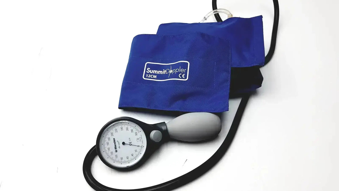 Riester 0124 Sphygmomanometer With Summit BP Cuffs Sphygmomanometer, second-hand product photo 1