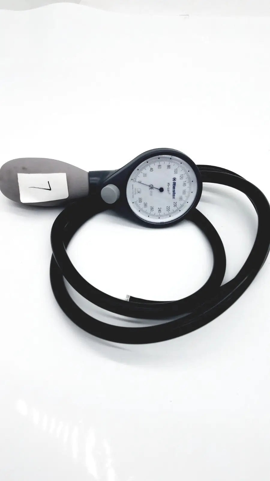 Reuse Medical Riester Ri-San Palm Manual Cuff Inflator | Handheld Sphygmomanometer Other Monitoring & Testing, second-hand product photo 1