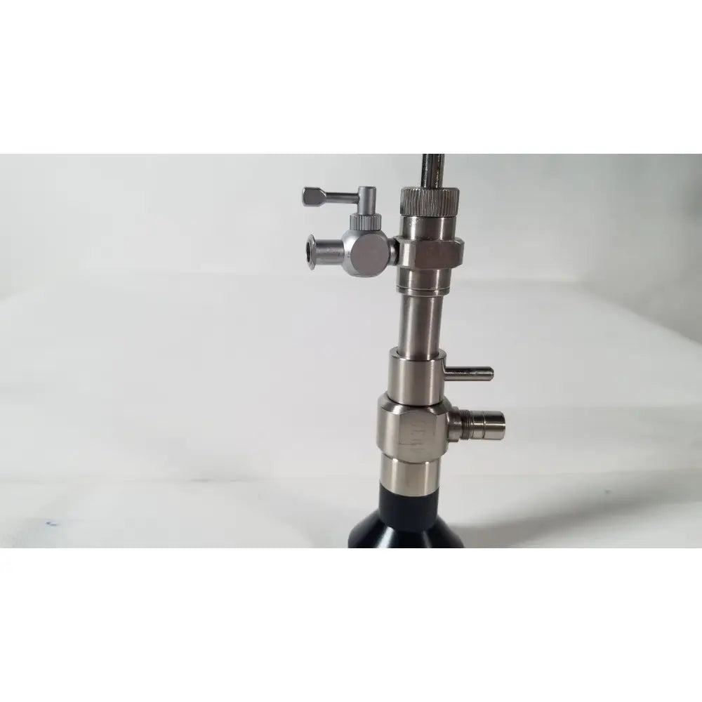 Stainless steel surgical light with black rubber base and adjustable knobs for rigid hysteroscopes endonest endoscope 01206