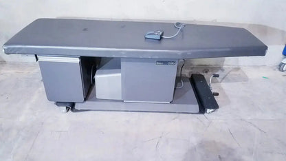 Ritter 106 Exam Table With Up and Down Foot Paddle Exam Table, second-hand product photo 1
