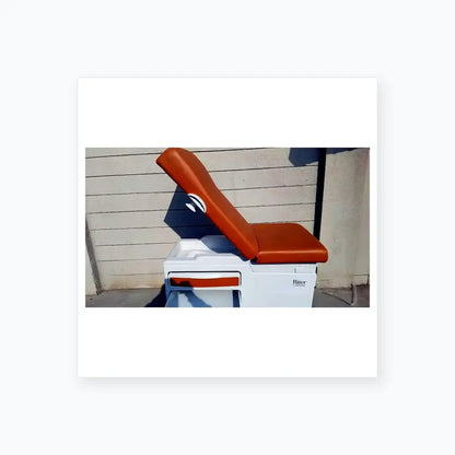 Ritter by Midmark Exam Table Model 204-011 Exam Table, second-hand product photo 21