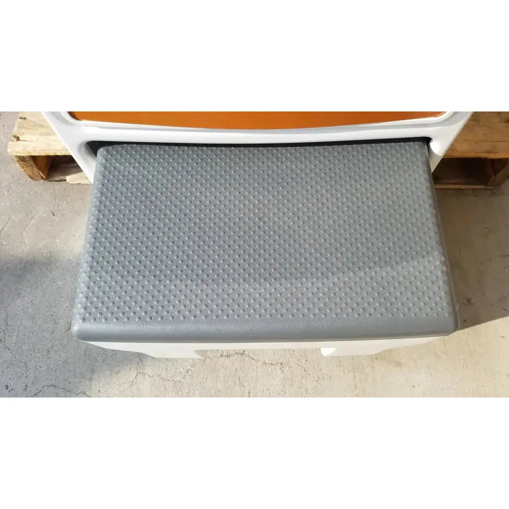 Ritter by Midmark Exam Table Model 204-011 Exam Table, second-hand product photo 14