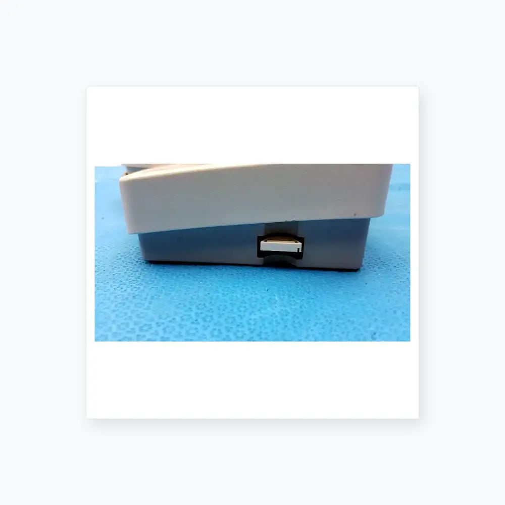 Roche Cardiac Reader Blood Test Analyzer System Blood Test Analyzer System, as-is (for parts) product photo 11