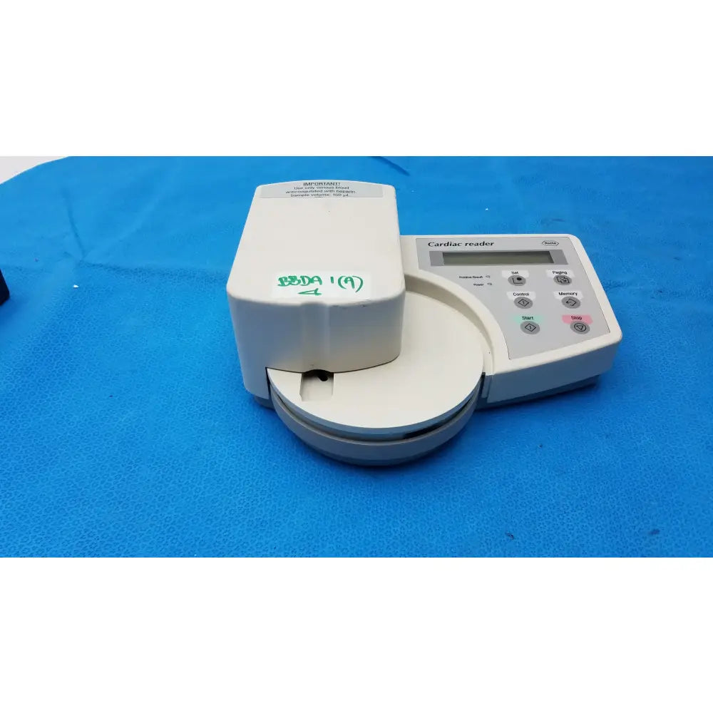 Roche Cardiac Reader Blood Test Analyzer System Blood Test Analyzer System, as-is (for parts) product photo 3