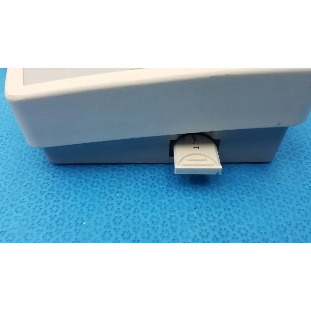 Roche Cardiac Reader Blood Test Analyzer System Blood Test Analyzer System, as-is (for parts) product photo 15