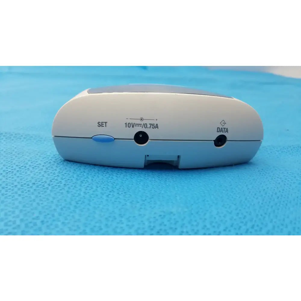 Roche CoaguChek S Coagulation Meter Coagulation Meter, second-hand product photo 7