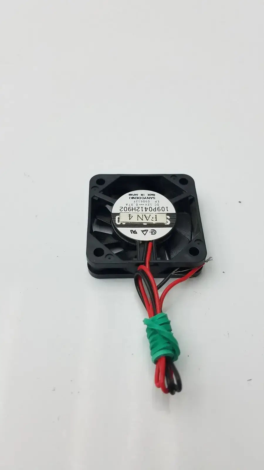Sanyo Denki Cooling Fan 4 109P0412H902, 40x10mm 12VDC DC Axial Fan, second-hand product photo 4