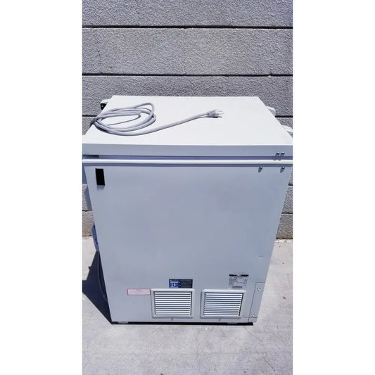 Reuse Medical Sanyo VIP Series Ultra Low Temperature Freezer Model MDF-C8V1 Other Medical & Lab Equipment, second-hand product photo 1