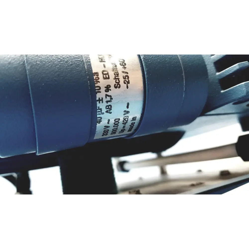 Blue cylindrical savant gel pump gp100 with metallic label displaying technical specifications for industrial use