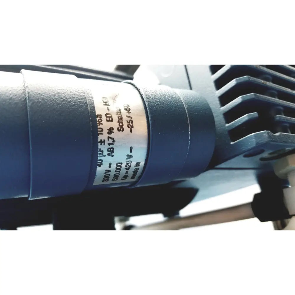 Blue cylindrical industrial savant gel pump gp100 with metallic label showing technical specifications