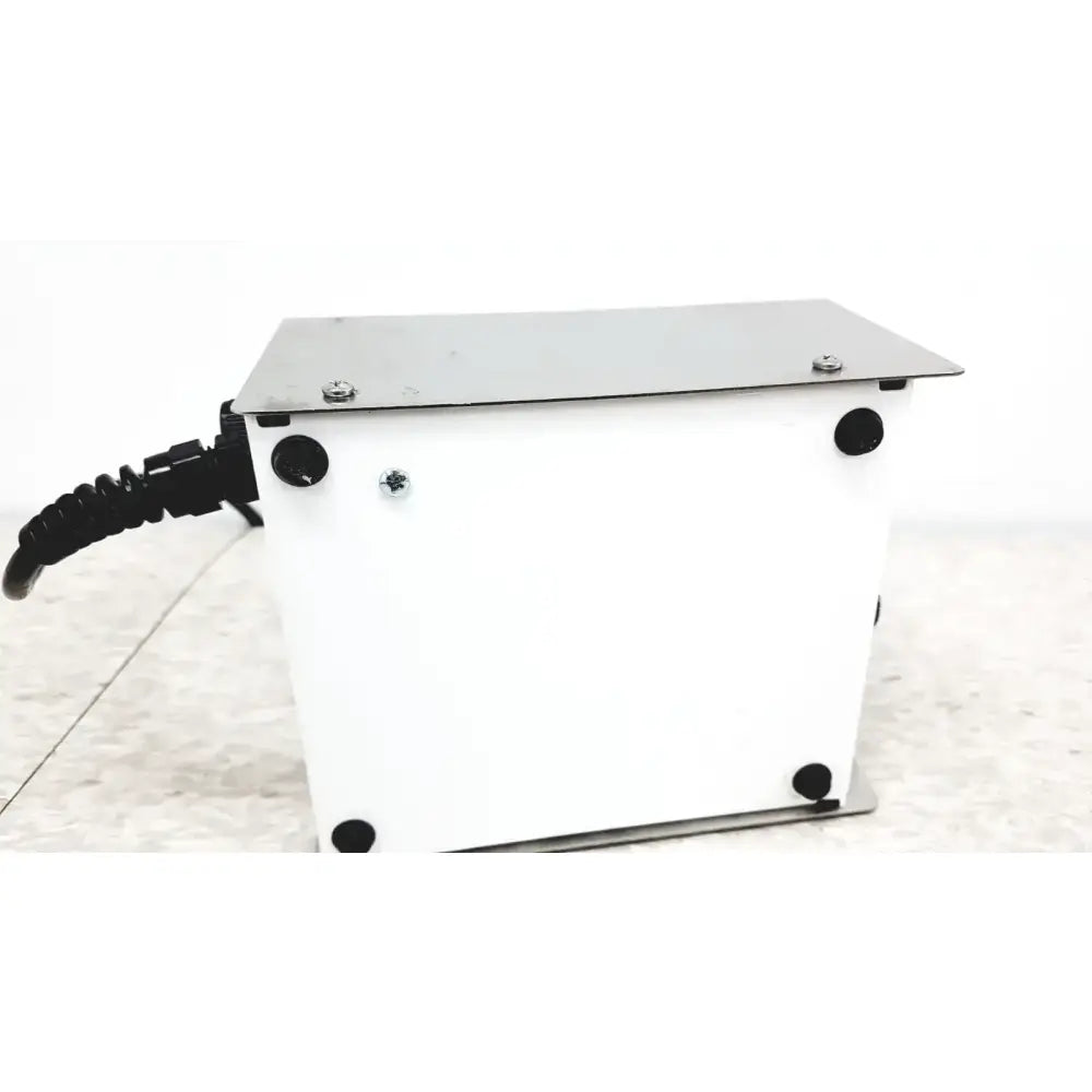 Science First Therm-Bath 120V Water Bath with Thermostat Laboratory Water Bath, second-hand product photo 2