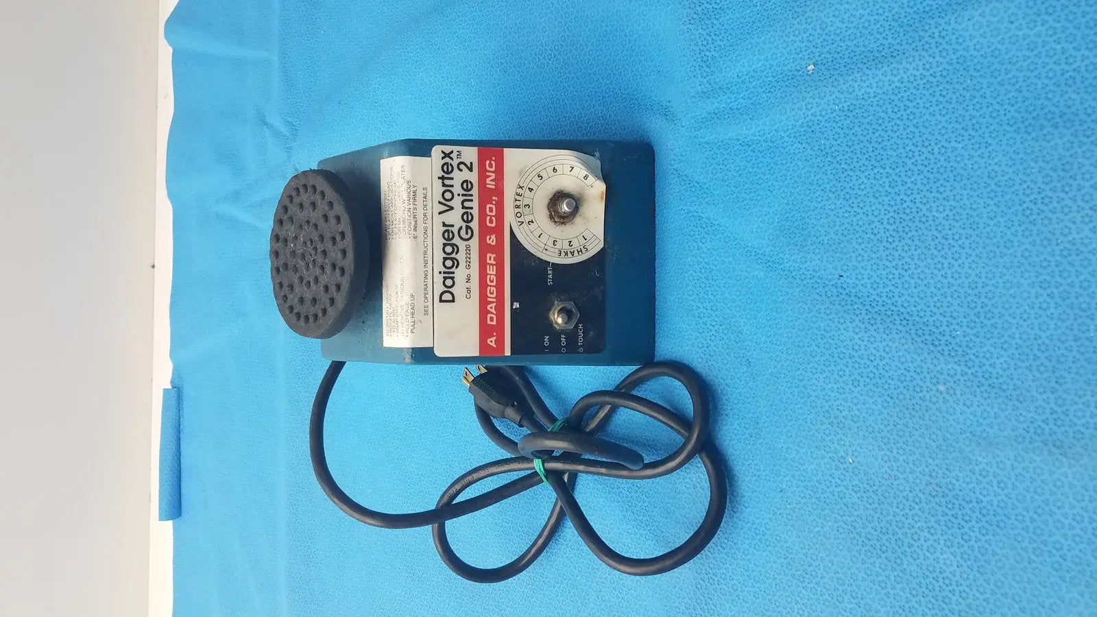 Scientific Industries Vortex-Genie 2 Mixer Shaker Lab Vortexer – Used Vortex Mixer, second-hand product photo 1