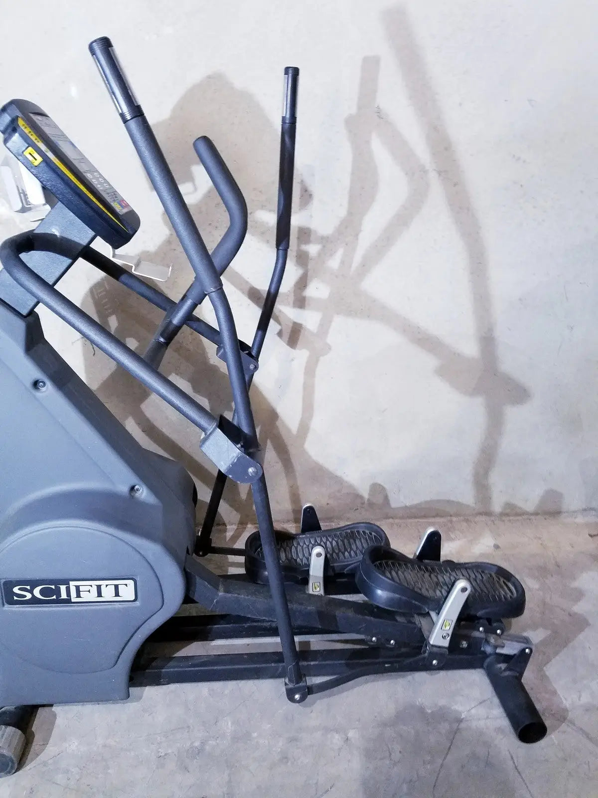 SCIFIT Elliptical Crosstrainer Commercial Gym Cardio Exercise Machine SXT7000 Elliptical Crosstrainer, second-hand product photo 5