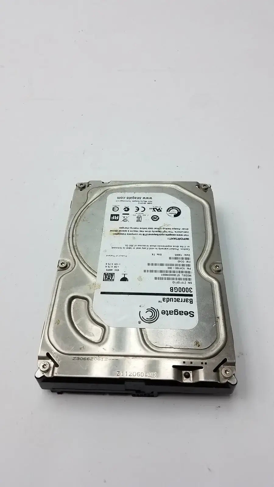 Seagate Barracuda 3TB 7200RPM 3.5" SATA HDD ST3000DM001 9YN166 Desktop Drive Internal Hard Drive, as-is (for parts) product photo 2