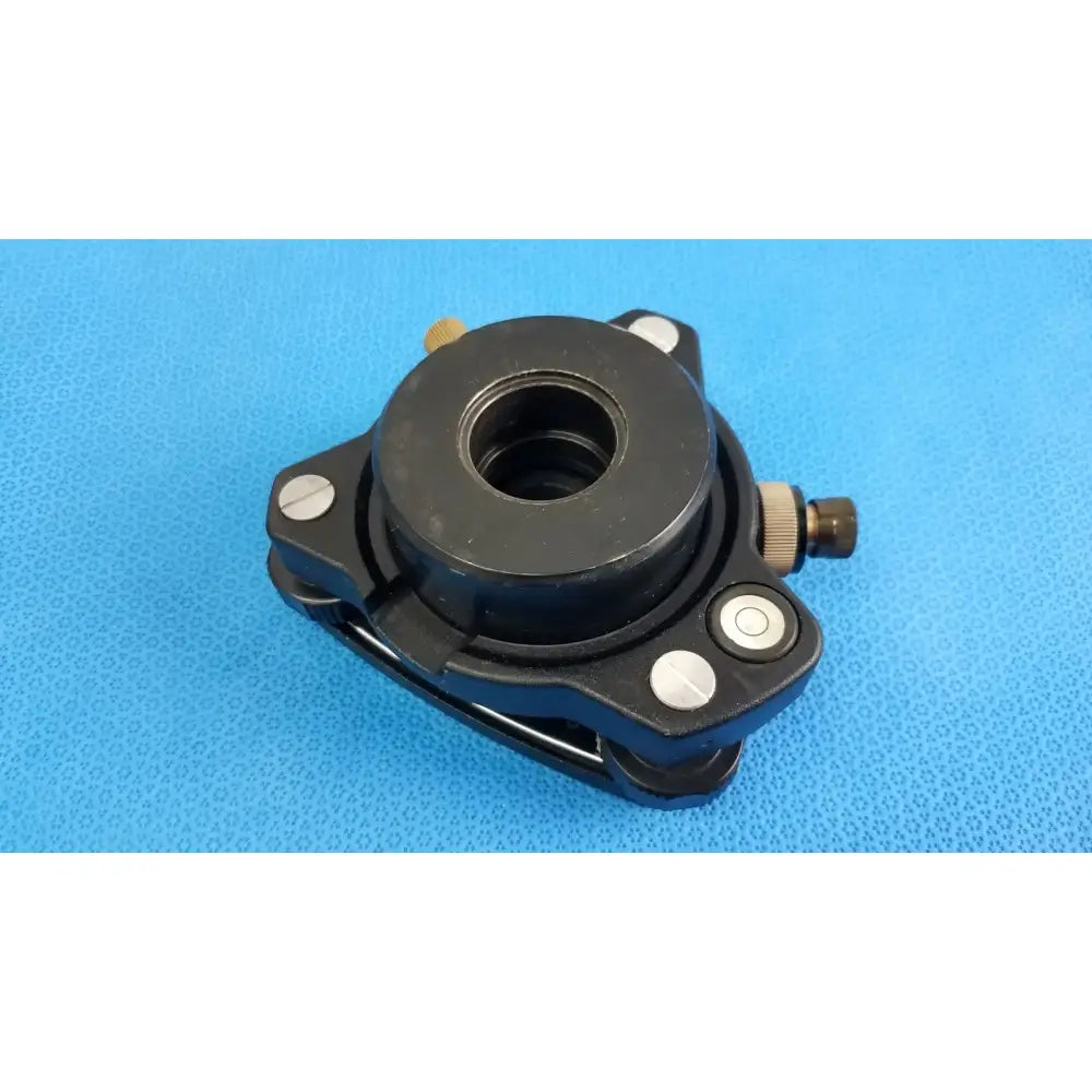 Reuse Medical SECO Tribrach with Optical Plummet & Adapter – P/N 2152-04 Total Stations & Accessories, second-hand product photo 1