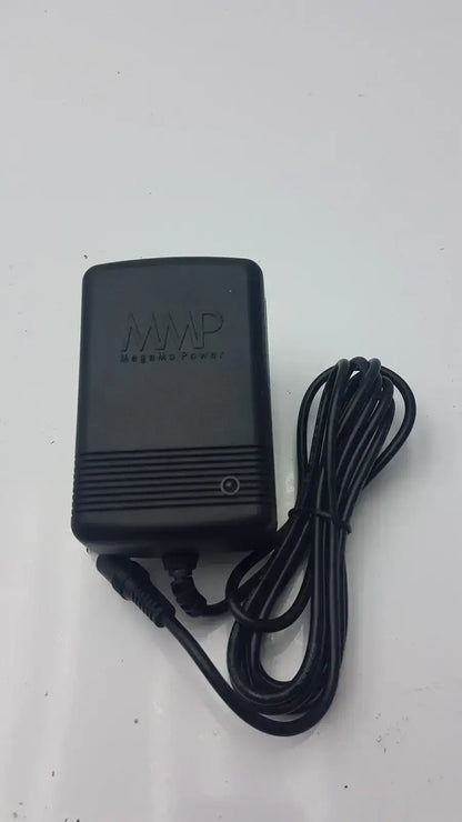Megamo Sega Genesis AC Class 2 Power Supply Adapter MK-2103 Power Supply Adapter, second-hand product photo 3