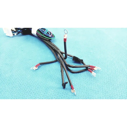 Black insulated seiwa ferrite cores with red and white 4-pin connectors wire harness cable for electrical use
