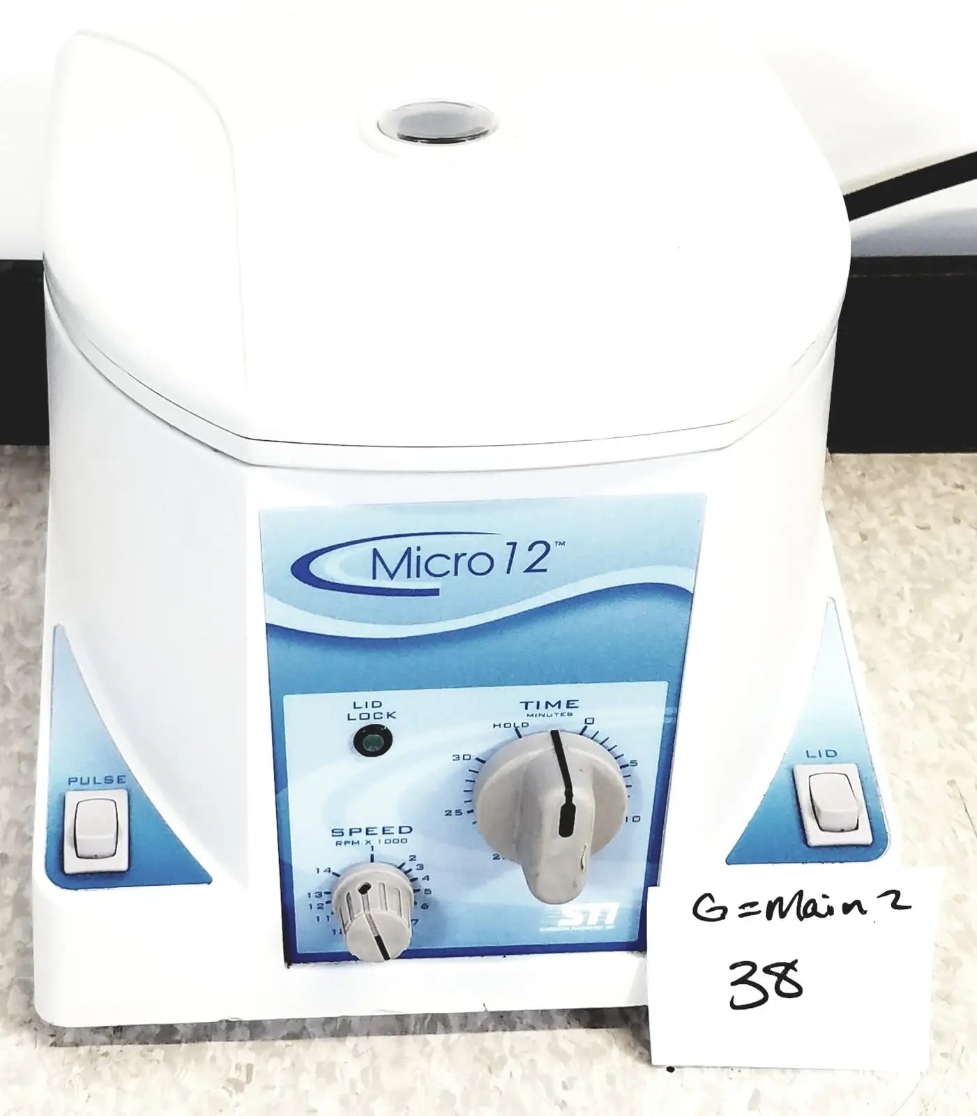 Reuse Medical Separation Technology Micro 12 High Performance Microcentriifuge Other Healthcare, Lab & Dental, second-hand product photo 1