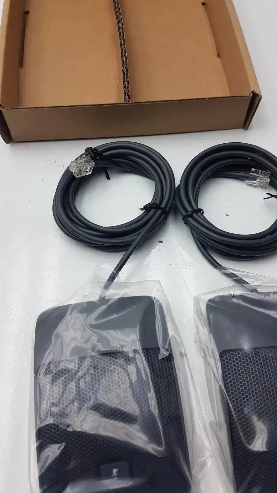 Cisco Set of 2 Cisco UC Phone CP-8831, Microphone Conference Phone Microphone, second-hand product photo 1