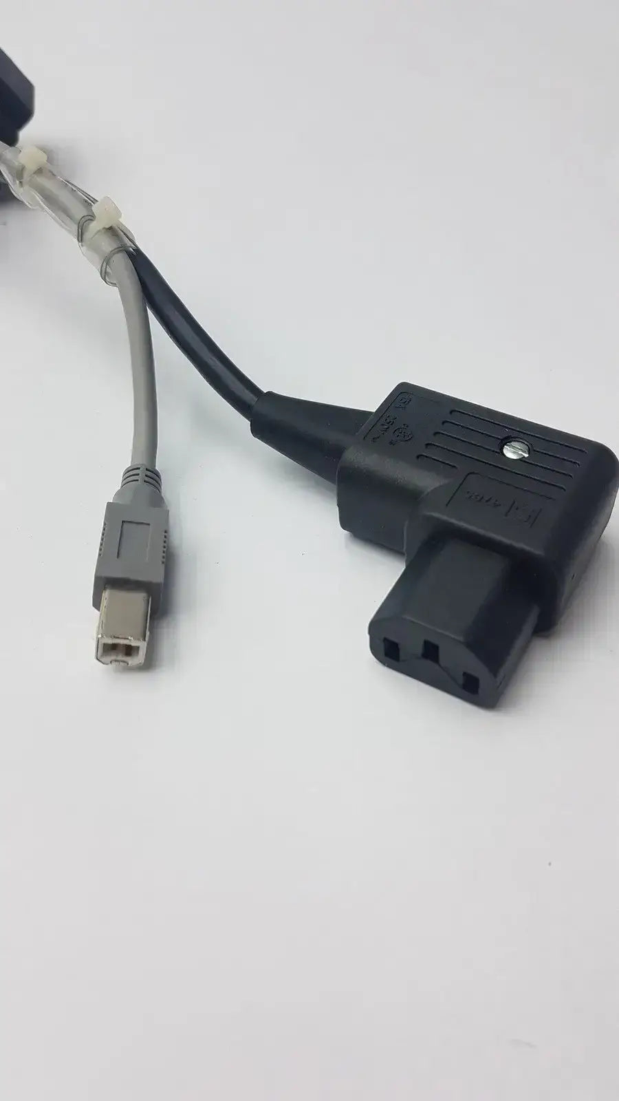 Unbranded Set of 2 White and Grey Cables Cable, second-hand product photo 2