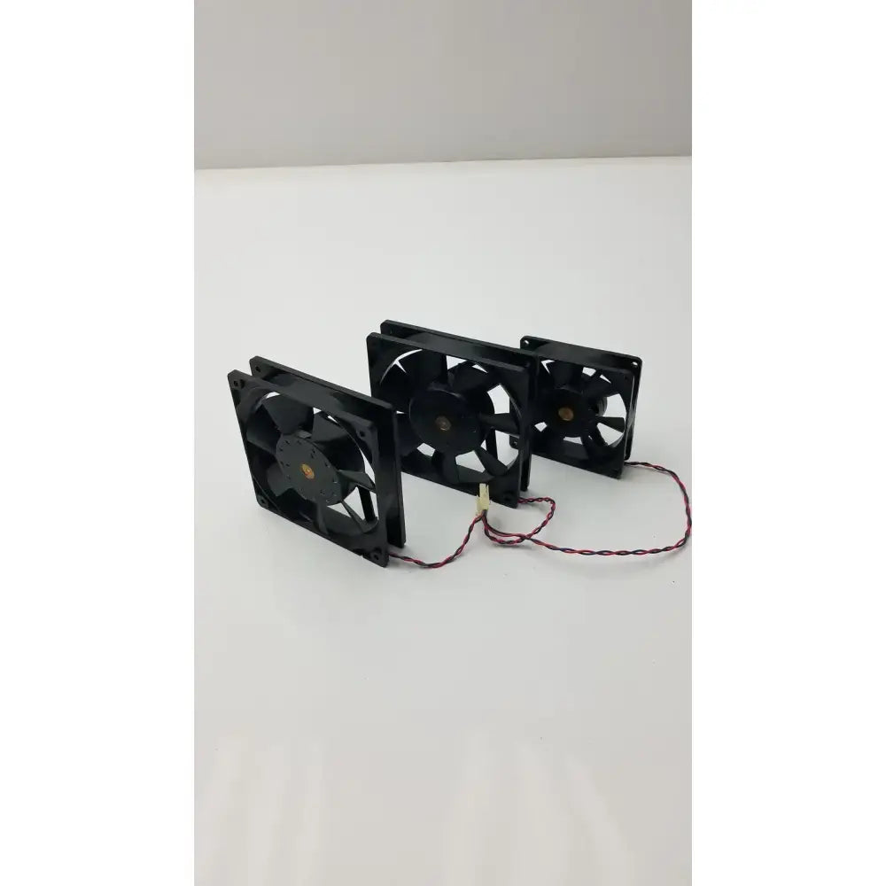 U.S. TOYO FAN Set of 3 Brushless DC San Ace 25 109p1212m4021 Brushless DC Axial Fan, second-hand product photo 4