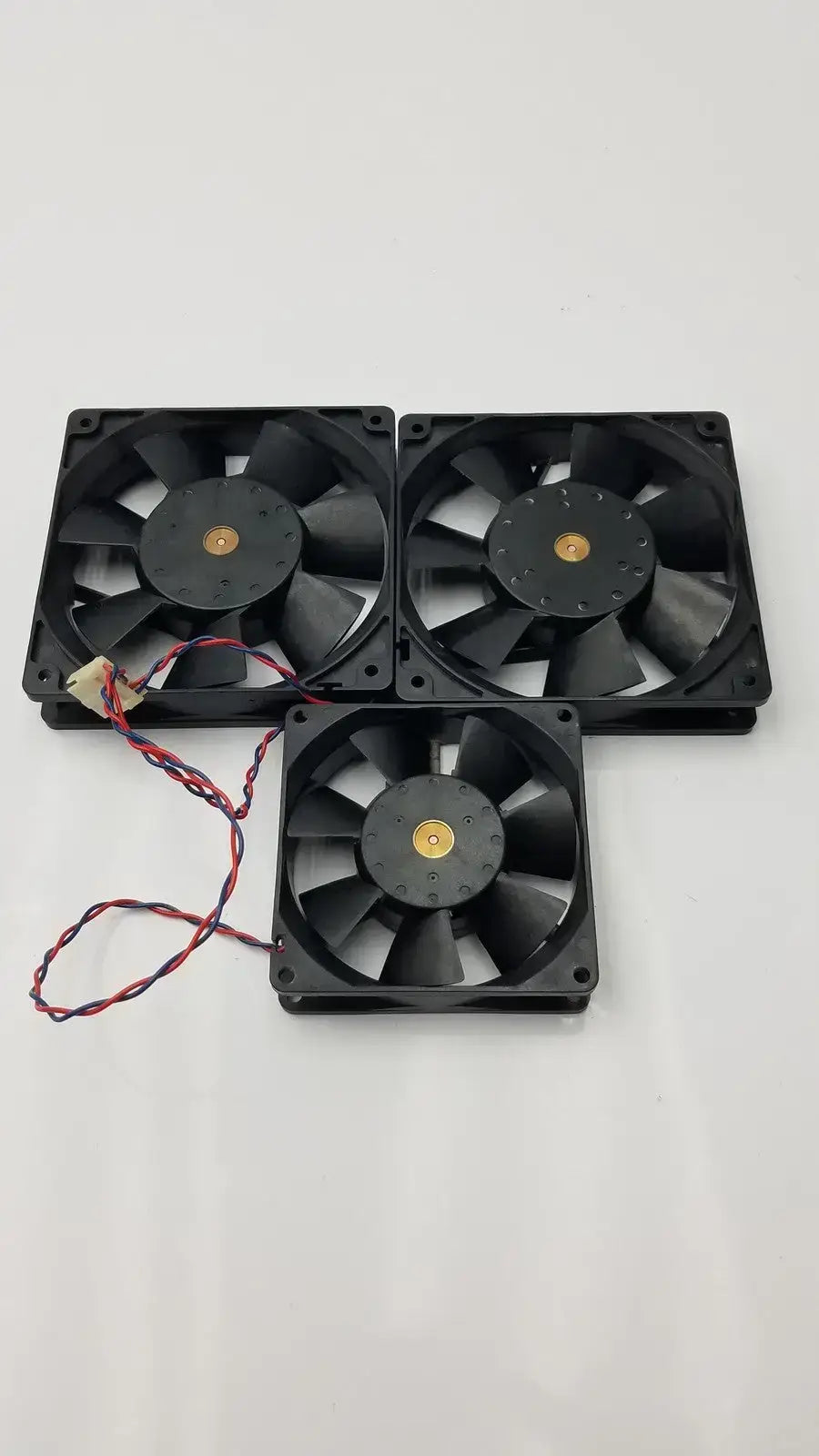 U.S. TOYO FAN Set of 3 Brushless DC San Ace 25 109p1212m4021 Brushless DC Axial Fan, second-hand product photo 3
