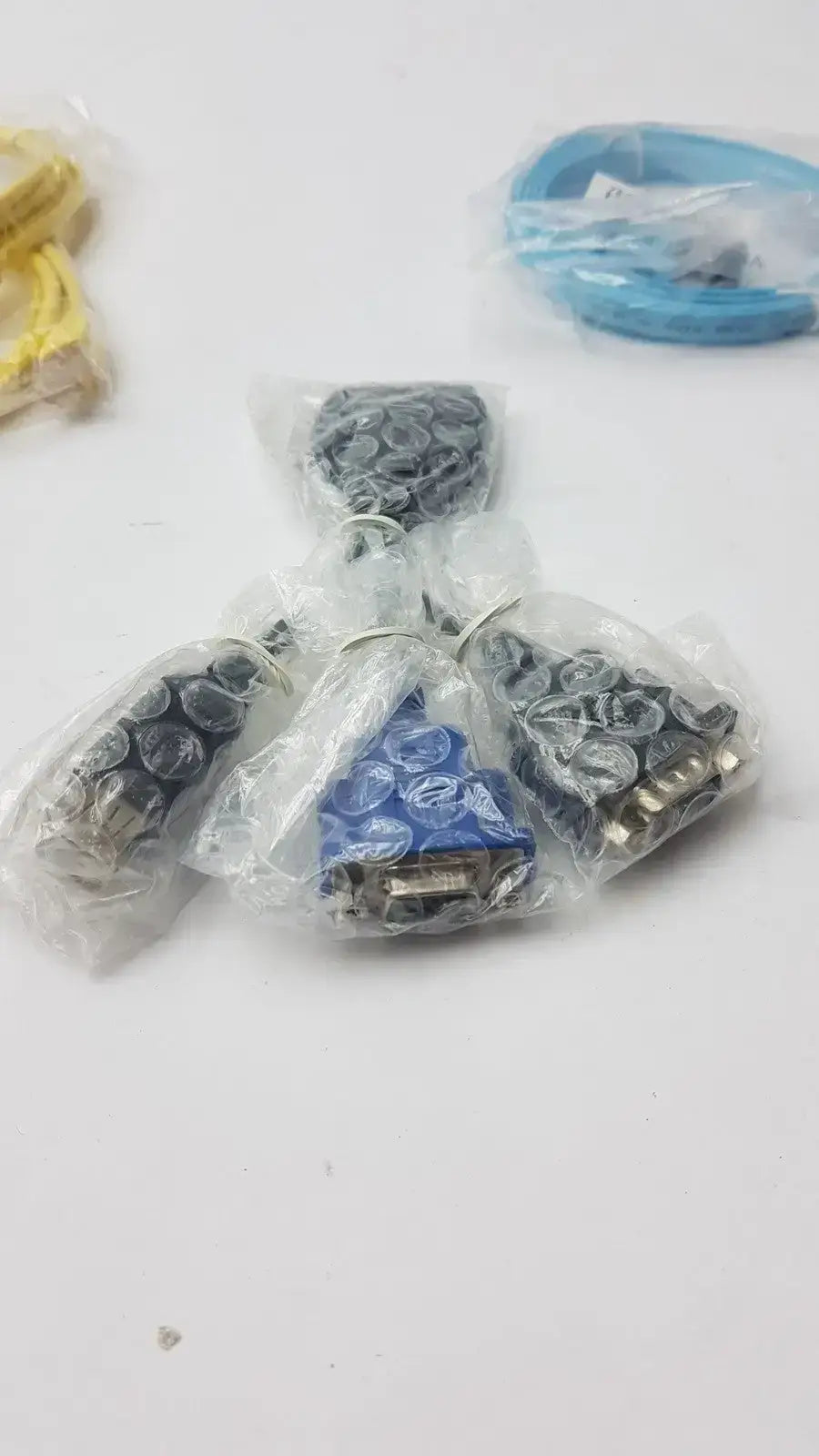 Generic Set of 3 Cables, 1x 72-3383-01 Rev A2, 1x 37-1061-01 Rev A0, 1x E141823-6 Networking Cables, second-hand product photo 8