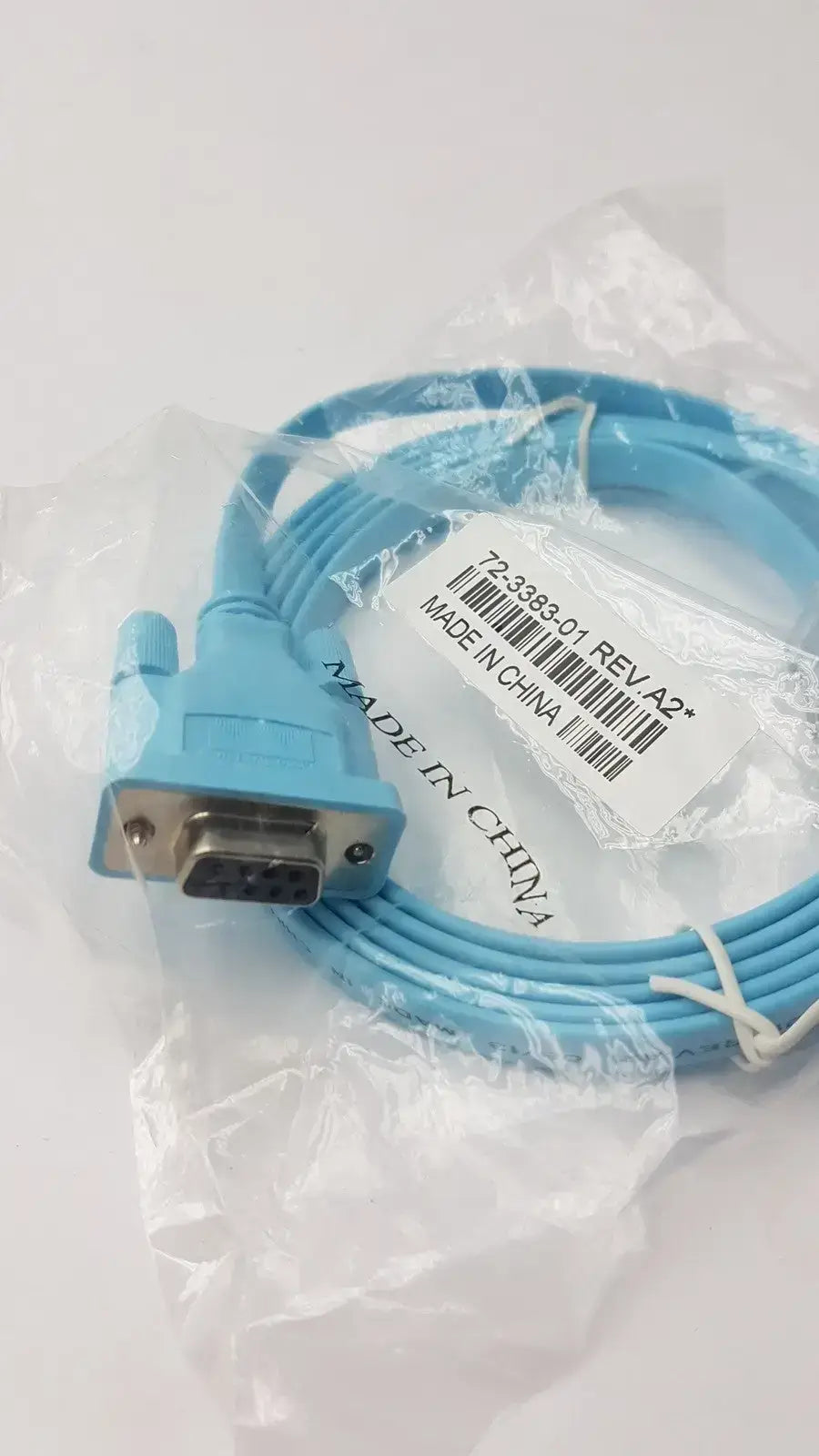 Generic Set of 3 Cables, 1x 72-3383-01 Rev A2, 1x 37-1061-01 Rev A0, 1x E141823-6 Networking Cables, new product photo 10