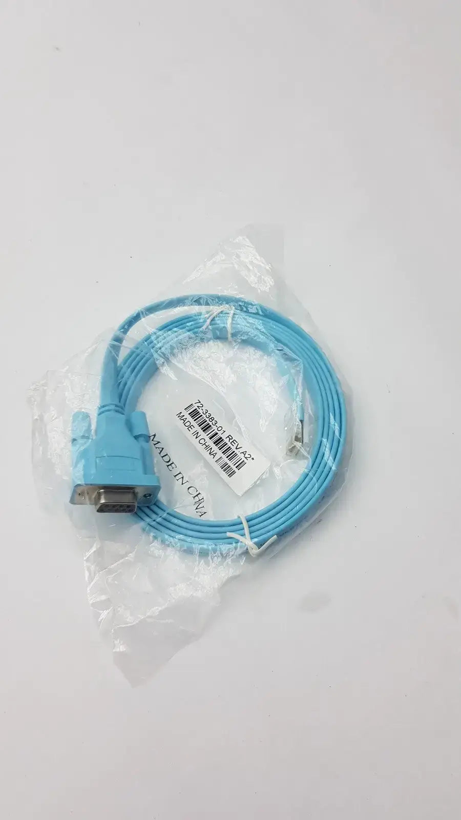 Generic Set of 3 Cables, 1x 72-3383-01 Rev A2, 1x 37-1061-01 Rev A0, 1x E141823-6 Networking Cables, new product photo 12