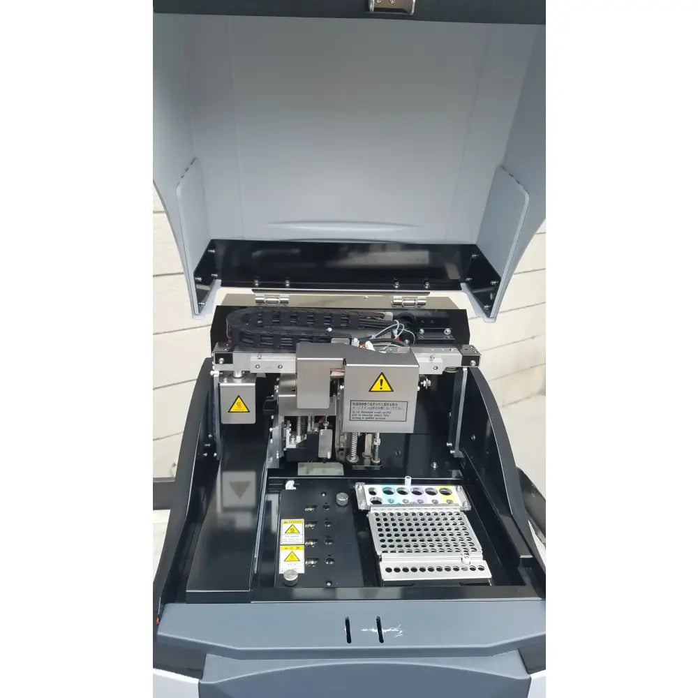Shimadzu MCE-202 MultiNA Microchip Electrophoresis System Microchip Electrophoresis System, second-hand product photo 3