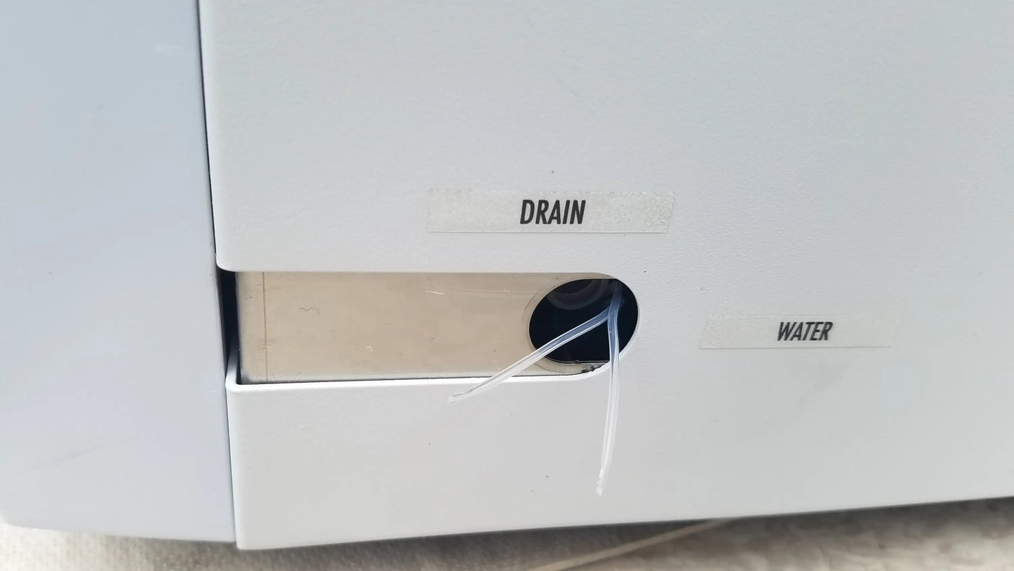 Shimadzu MCE-202 MultiNA Microchip Electrophoresis System Microchip Electrophoresis System, second-hand product photo 10