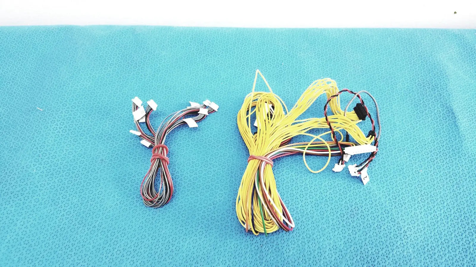 Reuse Medical Shinagawa AWM 1007 Female Multi-Pin Connectors Wire Harness Medical Cables & Cords, second-hand product photo 1
